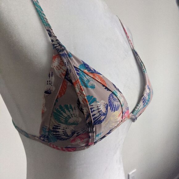 Raisins Beige Sea Shell Print Triangle Bikini Set - Picture 10 of 11